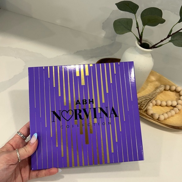 Anastasia Beverly Hills Norvina Pro Pigment Palette Vol 1 - Picture 3 of 3